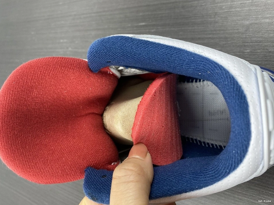 Jordan True Blue  (2016)  3 Retro 854262-106 0413